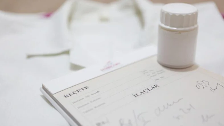 recete-ilac-depophotos-2097021